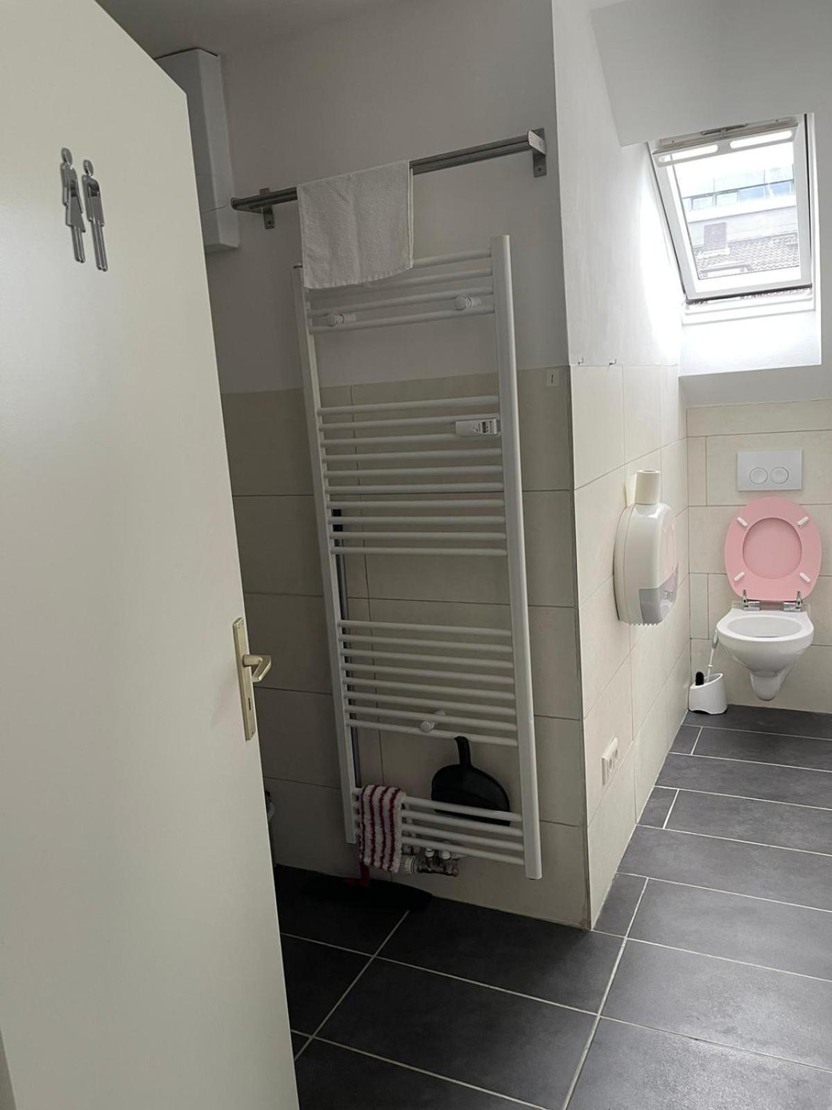 Privatunterkunft Luxurioeses 10min Zum Universitaet *